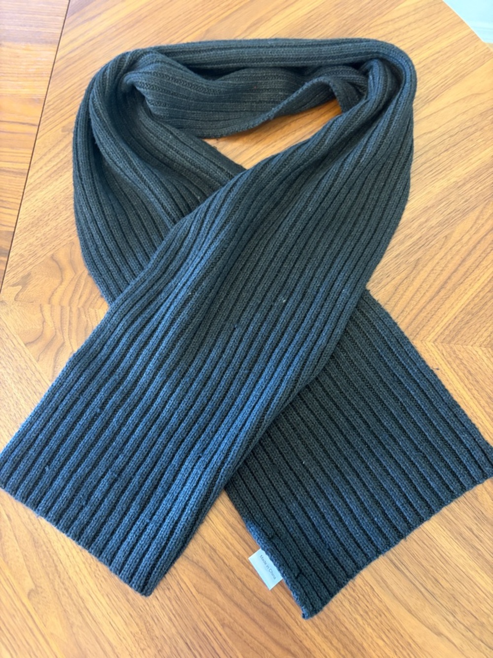 REI Unisex Charcoal Gray Merino Wool Primaloft Ribbed Knit Scarf